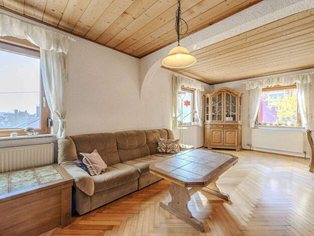 Einfamilienhaus zum Kauf 469.000 € 5 Zimmer 122 m² 1.021 m² Grundstück Besigheim 74354