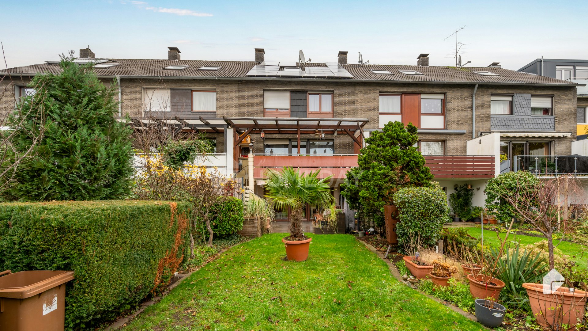 Reihenmittelhaus zum Kauf 445.000 € 6 Zimmer 159,5 m²<br/>Wohnfläche 260 m²<br/>Grundstück Innenstadt 67 Hilden 40724