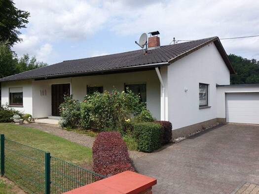 Einfamilienhaus zum Kauf 295.000 € 8 Zimmer 179 m² 1.050 m² Grundstück Haustadt Beckingen / Haustadt 66701