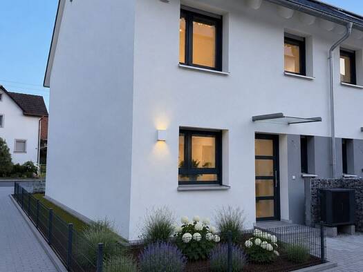 Reihenhaus zur Miete 1.830 € 4 Zimmer 122 m² frei ab 01.08.2026 Wagenstadt Herbolzheim 79336