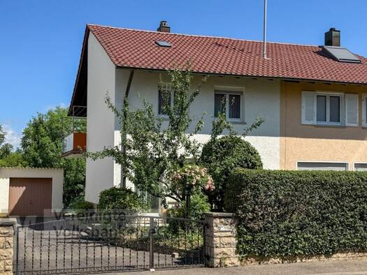 Doppelhaushälfte zum Kauf 390.000 € 4 Zimmer 80 m² 233 m² Grundstück Möglingen 71696