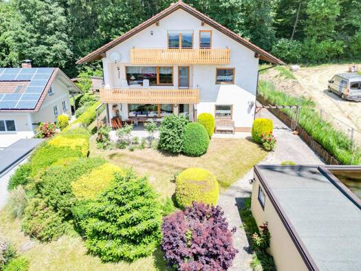 Mehrfamilienhaus zum Kauf als Kapitalanlage geeignet 540.000 € 8 Zimmer 350 m² 1.048 m² Grundstück Griesbach Bad Griesbach im Rottal 94086