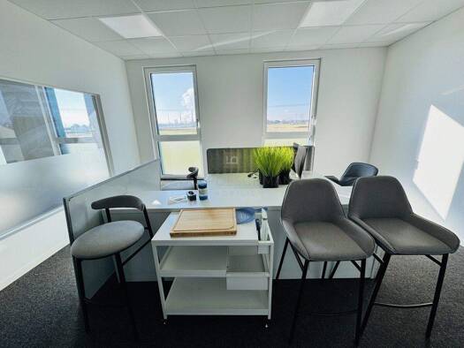 Bürofläche zur Miete provisionsfrei 1.024 € 2 Zimmer 72 m² Bürofläche Dieselstraße Kösching Kösching 85092