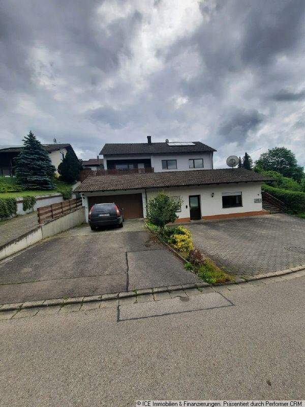 Immobilie in Wellheim - 3 Generationen - Haus mit großen Grundstück und mit Blick auf Felder und Wiesen - Bild 2