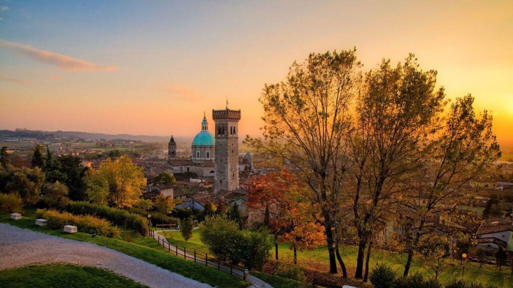 Wohnung zum Kauf - Erstbezug 190.000 € 2 Zimmer 90 m² EG frei ab sofort Via del Pesco Lonato del Garda