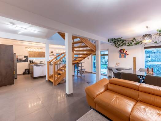 Einfamilienhaus zum Kauf provisionsfrei 659.000 € 6 Zimmer 190,7 m² 496 m² Grundstück Haiterbach 72221