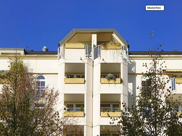 Wohnung zum Kauf provisionsfrei 23.000 € 3 Zimmer 60 m² Oelsnitz Oelsnitz 08606