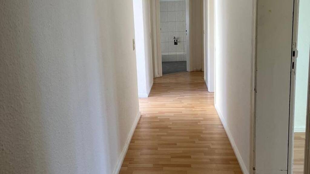 Wohnung zur Miete 410 € 2 Zimmer 82 m² EG frei ab sofort Gabelsbergerstr. 17 Salbke Magdeburg 39122