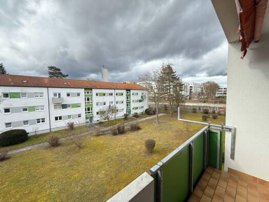 Wohnung zur Miete 950 € 3 Zimmer 70 m² 2. Geschoss Fasanenhof Stuttgart 70565