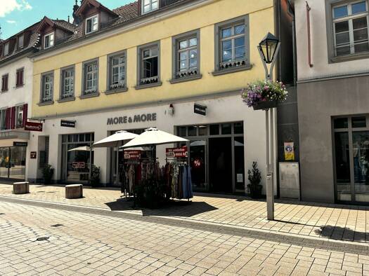 Laden zur Miete 2.000 € 114 m² Verkaufsfläche Hauptstraße 51 Stadtgebiet Bühl 77815