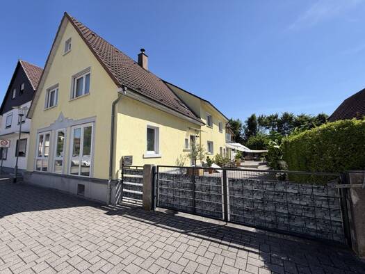 Einfamilienhaus zum Kauf 648.000 € 7 Zimmer 211 m² 566 m² Grundstück Ötigheim 76470