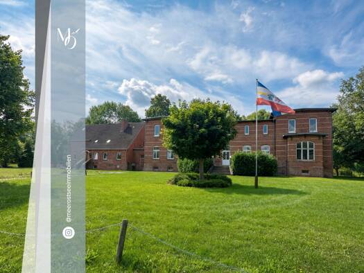 Einfamilienhaus zum Kauf 699.000 € 17 Zimmer 650 m² 20.398 m² Grundstück Behnkendorf Behnkendorf / Ungnade 18510