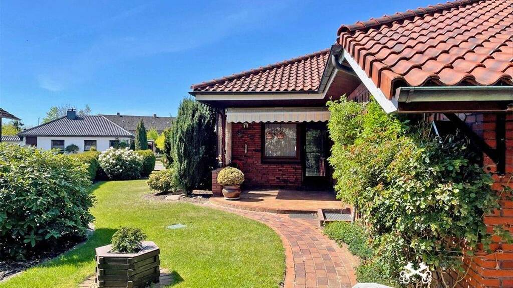 Einfamilienhaus zum Kauf 249.000 € 5 Zimmer 125 m² 766 m² Grundstück Nordholz Wurster Nordseeküste 27639