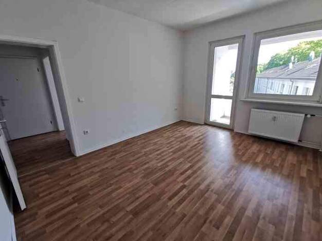 Wohnung zur Miete 395 € 2 Zimmer 52,5 m² 3. Geschoss frei ab 01.03.2026 Bismarckstr. 22 Schalke Gelsenkirchen 45888