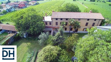 Einfamilienhaus zum Kauf 560.000 € 300 m² 30.000 m² Grundstück Farra d'Isonzo 34072