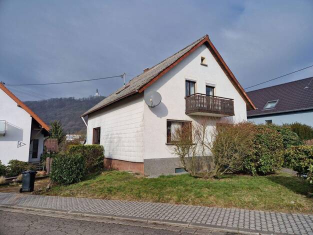 Einfamilienhaus zum Kauf 200.000 € 8 Zimmer 150 m² 464 m² Grundstück frei ab sofort Tholey 66636