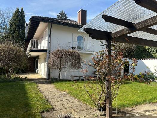 Haus zum Kauf 1.780.000 € 6 Zimmer 175 m² 660 m² Grundstück Grünwald 82031