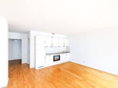 Wohnung zur Miete 1.065 € 2 Zimmer 62,6 m² EG frei ab 16.06.2025 Mailänder Platz 7 Europaviertel Stuttgart 70173