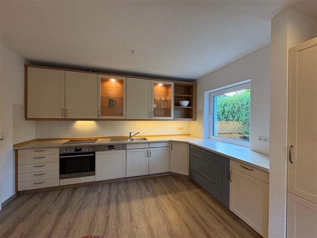 Immobilie in Bordesholm - Fußläufig zum Bordesholmer See! Einfamilienhaus mit großzügigem sonnenverwöhntem Grundstück! - Bild 4