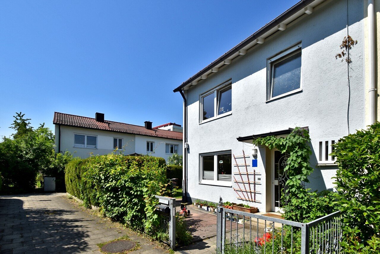 Reihenendhaus zum Kauf 790.000 € 5 Zimmer 107,6 m²<br/>Wohnfläche 382,6 m²<br/>Grundstück Unterhaching 82008