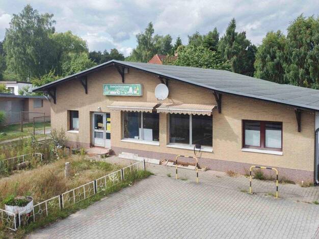 Laden zum Kauf 900 € 200 m² Verkaufsfläche Gristow Mesekenhagen 17498