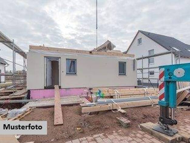 Einfamilienhaus zum Kauf 43.050 € 241 m² 1.887 m² Grundstück Brüssow 17326