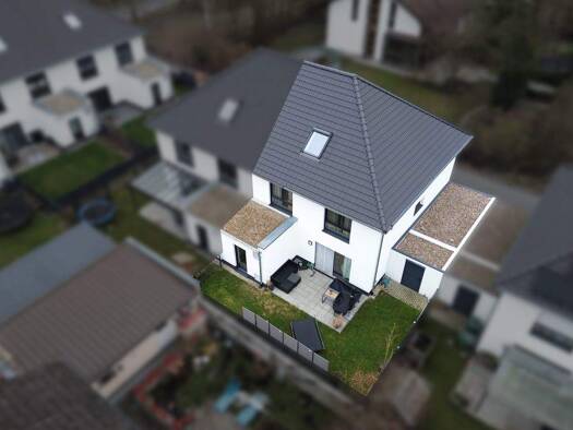 Doppelhaushälfte zum Kauf 545.000 € 5 Zimmer 135 m² 208 m² Grundstück Weiden 92637