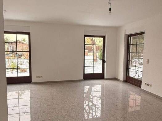 Wohnung zur Miete 1.295 € 3 Zimmer 93 m² EG frei ab sofort Radebeul 01445