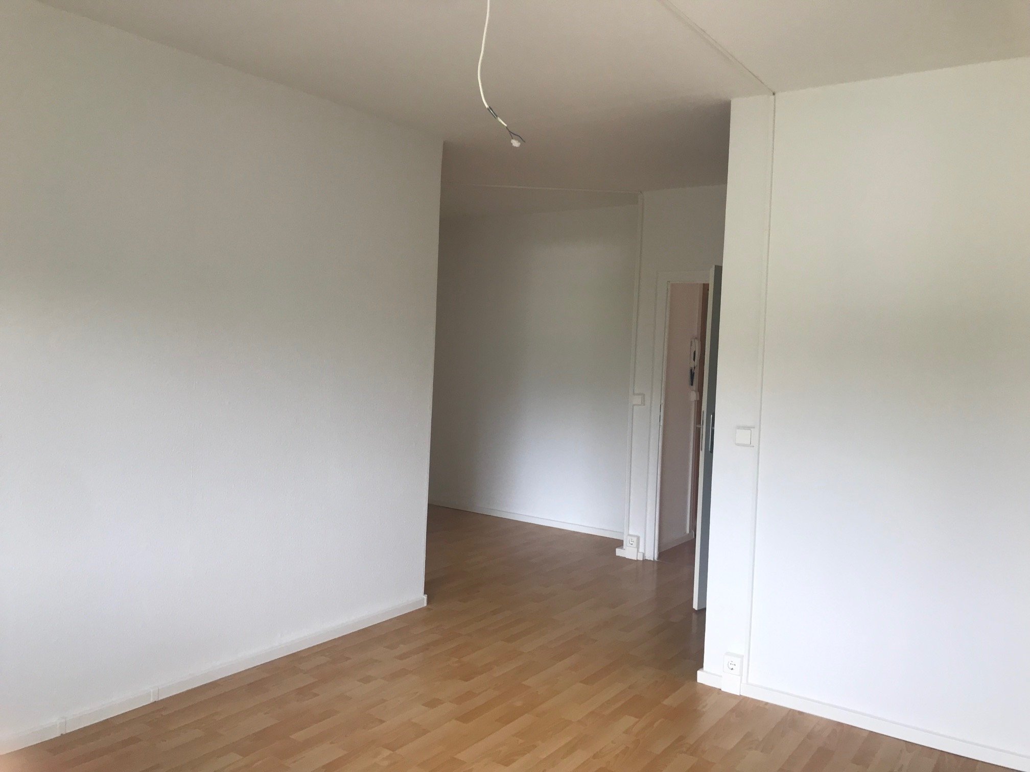 Wohnung zur Miete 276,15 € 3 Zimmer 55,2 m²<br/>Wohnfläche 2.<br/>Geschoss ab sofort<br/>Verfügbarkeit Thurm Mülsen 08132