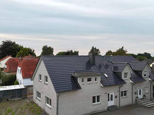 Doppelhaushälfte zum Kauf provisionsfrei 370.000 € 7 Zimmer 210 m² 400 m² Grundstück Bassen Oyten 28876