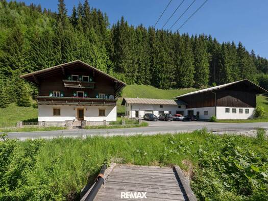 Land-/Forstwirtschaft zum Kauf 915.000 € 178.911 m² Grundstück Eben im Pongau 5531