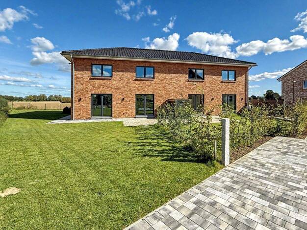 Doppelhaushälfte zur Miete 1.950 € 4 Zimmer 140 m² 500 m² Grundstück frei ab sofort Kastorf 23847