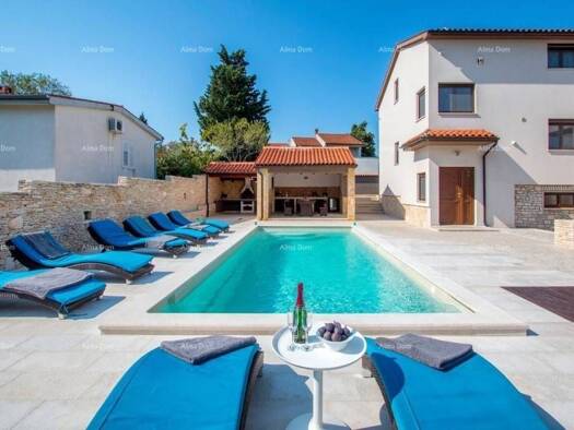 Haus zum Kauf 1.250.000 € 6 Zimmer 370 m² Premantura