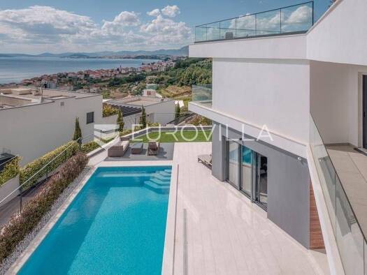Haus zum Kauf 1.500.000 € 4 Zimmer 320 m² Podstrana Podstrana