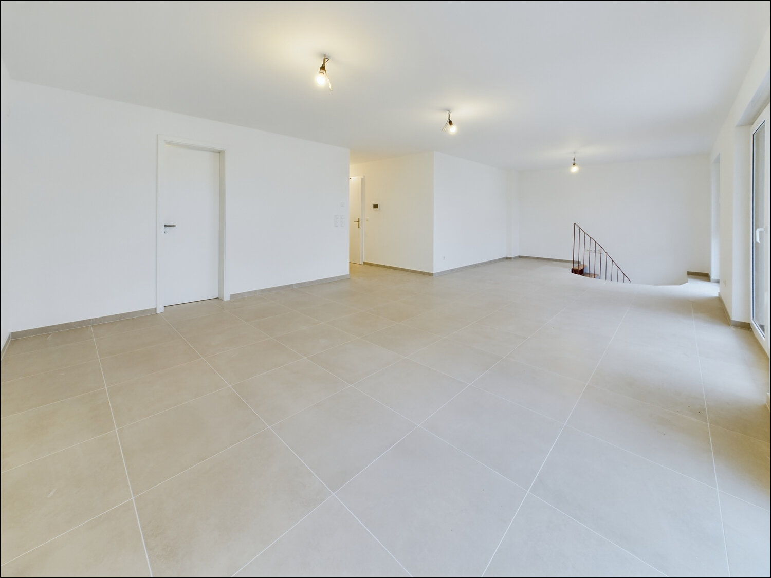 Maisonette zur Miete 1.590 € 4,5 Zimmer 126 m²<br/>Wohnfläche EG<br/>Geschoss Damm Aschaffenburg / Damm 63741