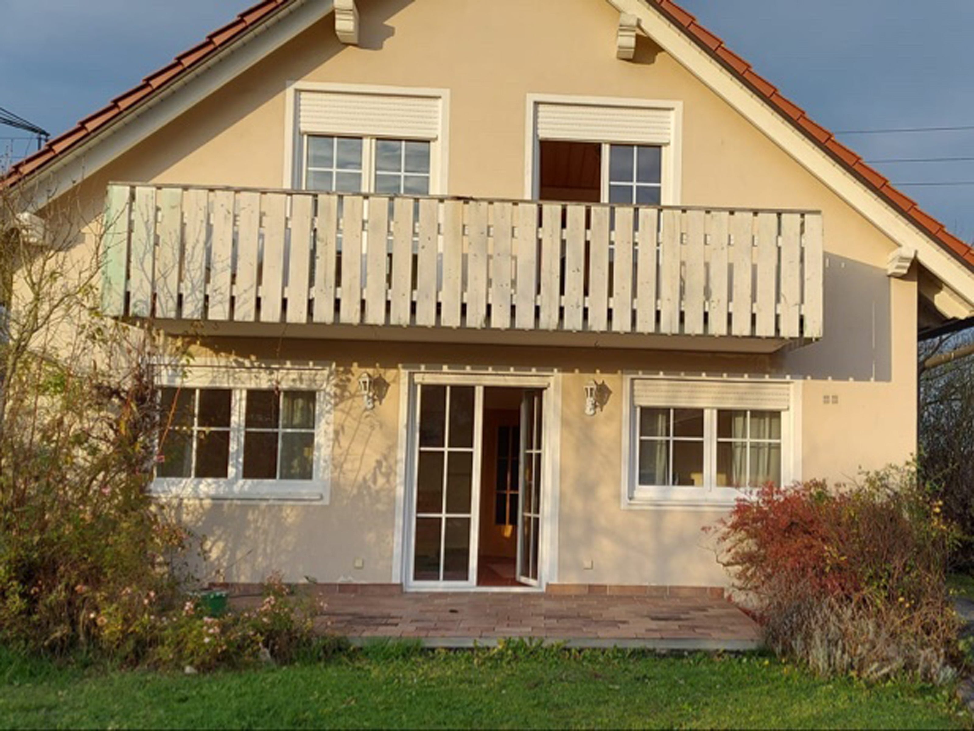 Einfamilienhaus zum Kauf 649.000 € 4 Zimmer 130 m²<br/>Wohnfläche 667 m²<br/>Grundstück ab sofort<br/>Verfügbarkeit Pettenhofen Ingolstadt 85049