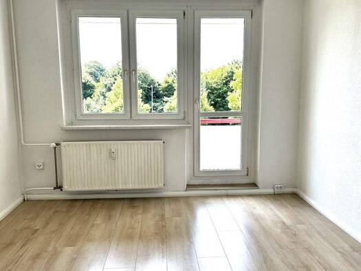 Studio zur Miete 415 € 3 Zimmer 58,7 m² 1. Geschoss Martin-Agricola-Straße 8 Stadtfeld Ost Magdeburg 39108