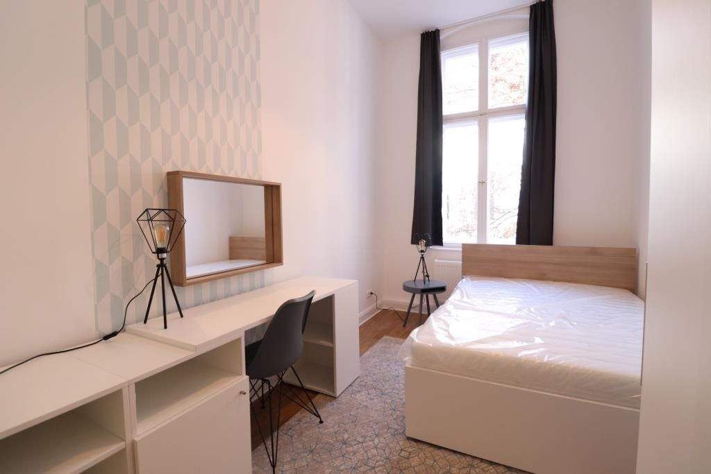 Property thumbnail 2