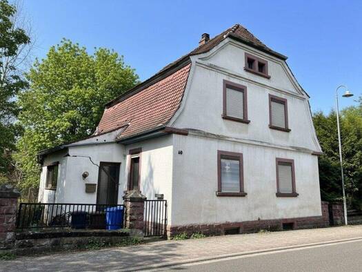 Einfamilienhaus zum Kauf 99.000 € 6 Zimmer 115 m² 906 m² Grundstück Hauenstein 76846