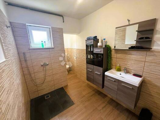 Einfamilienhaus zum Kauf 248.000 € 4 Zimmer 140 m² Biškupec, Varaždin Varaždin 42000