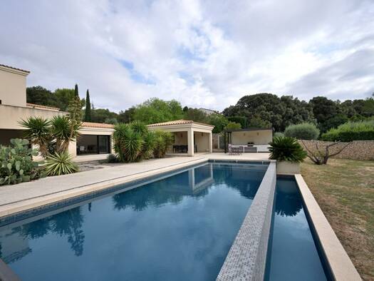 Einfamilienhaus zum Kauf 950.000 € 5 Zimmer 245 m² 2.000 m² Grundstück Aérodrome Nîmes 30000