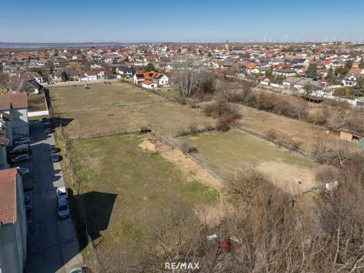 Grundstück zum Kauf 3.300.000 € 10.000 m² Grundstück Gols 7122