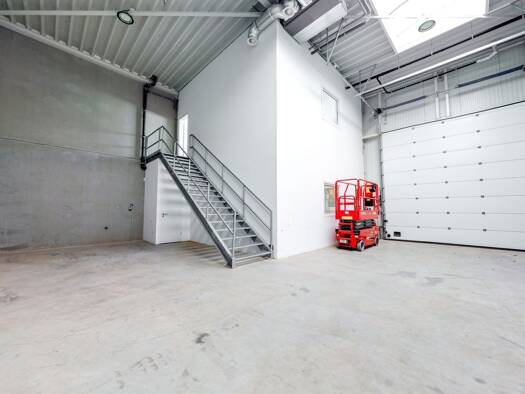 Büro zur Miete provisionsfrei 41 m² Bürofläche teilbar ab 191 m² Karnap Essen 45329