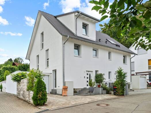 Doppelhaushälfte zum Kauf 690.000 € 5,5 Zimmer 133 m² 176 m² Grundstück Stahringen Radolfzell am Bodensee 78315