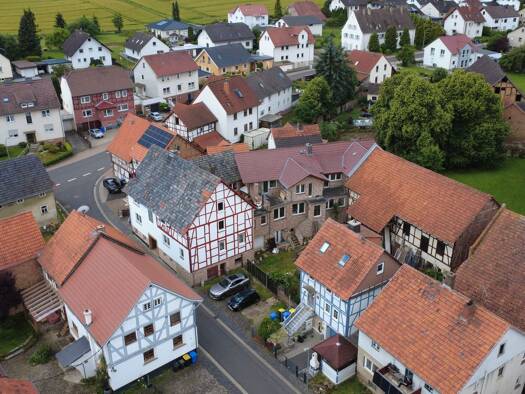 Mehrfamilienhaus zum Kauf 1.199.000 € 420 m² 1.375 m² Grundstück Wolfershausen Felsberg 34587