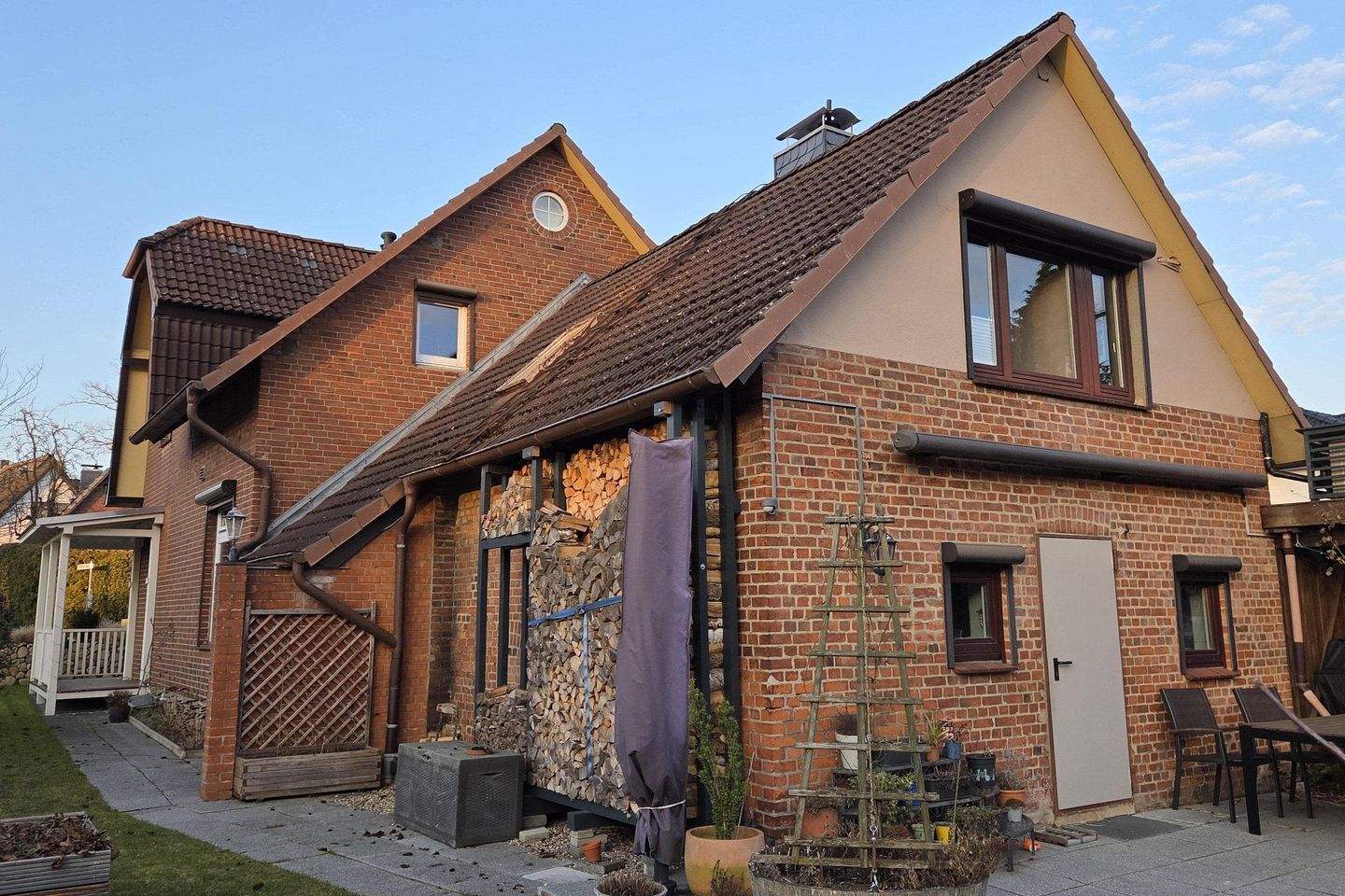 Immobilie in Lütjensee - Teilsaniertes EFH in toller Lage - Bild 1