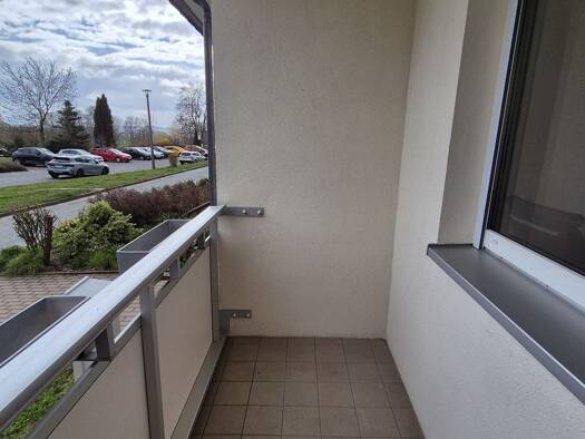 Wohnung zur Miete 215 € 2 Zimmer 41,4 m² 1. Geschoss Ringstraße 10 Hohenstein-Ernstthal 09337