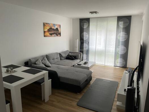 Wohnung zur Miete 650 € 2 Zimmer 55,2 m² 1. Geschoss frei ab 01.06.2026 Wehnebergerstrasse 4 Bad Hersfeld 36251