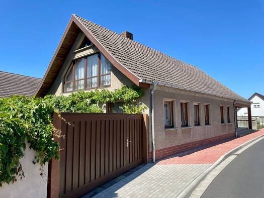Einfamilienhaus zum Kauf 230.000 € 6 Zimmer 184 m² 1.533 m² Grundstück Neue Str. 25 Seyda Jessen (Elster) 06917