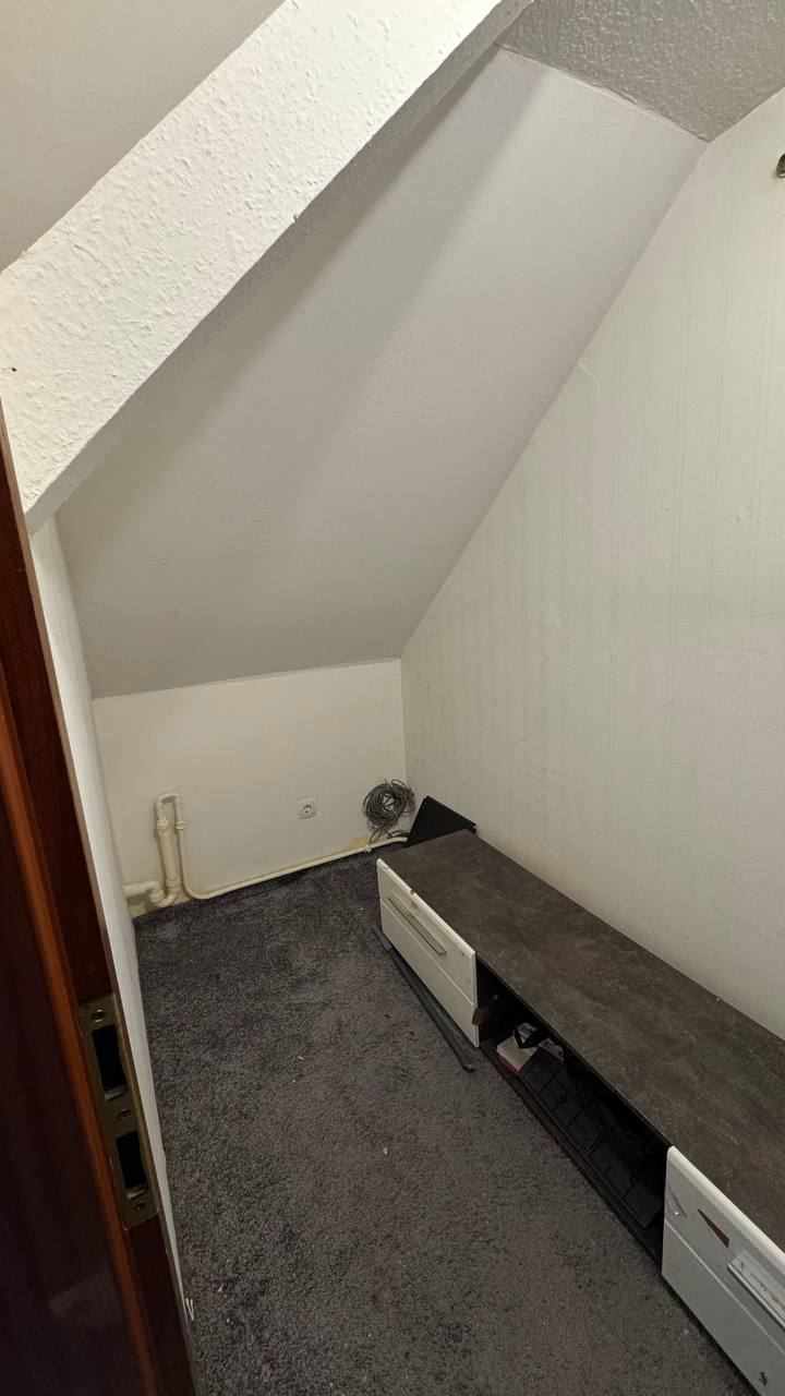 Property thumbnail 10